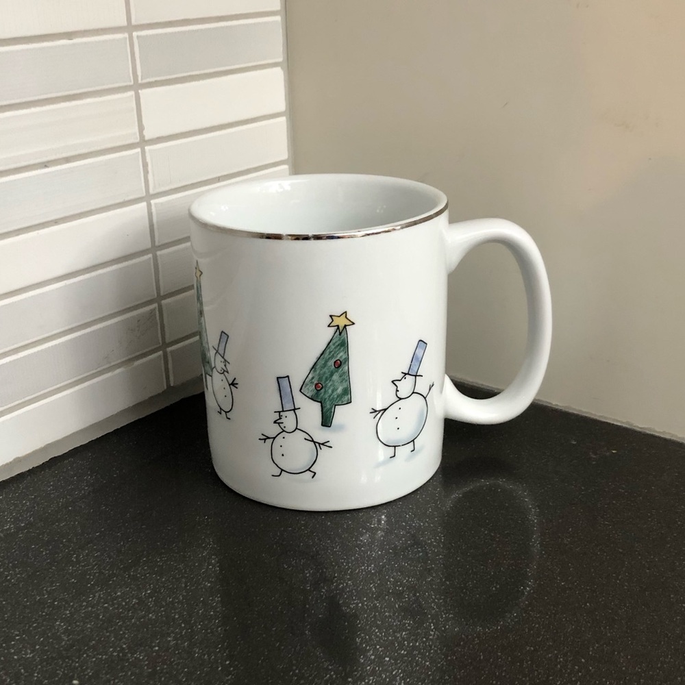 ⛄️🎄Eddie Bauer snowman and tree Winter Christmas mug 1 of 2